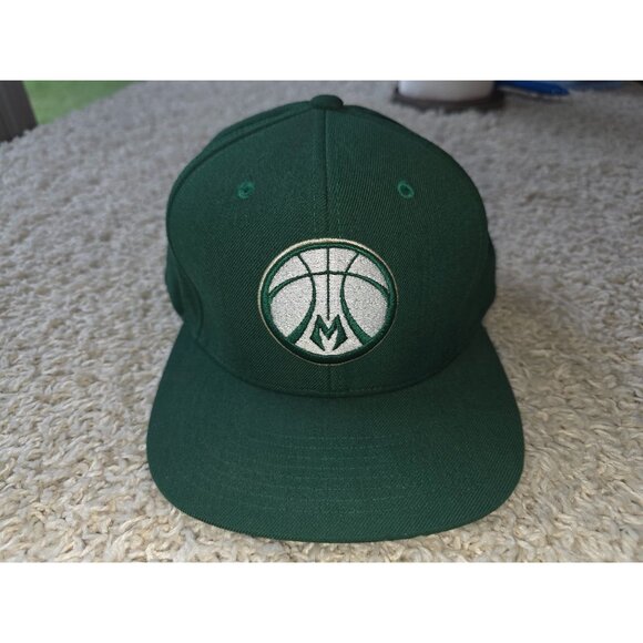 Mitchell & Ness Milwaukee Bucks Snap Back Hat - Picture 2 of 7